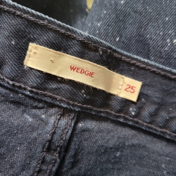 Levi's Dark Wash Paint Bleach Splatter High Waisted Wedgie Skinny Jeans - Picture 11 of 14